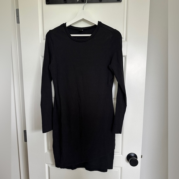 Gentle Fawn Black Sheath Dress with Crew Neck - Picture 1 of 3